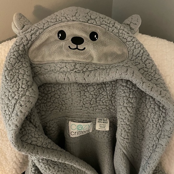 cozy critters robe - Picture 1 of 3